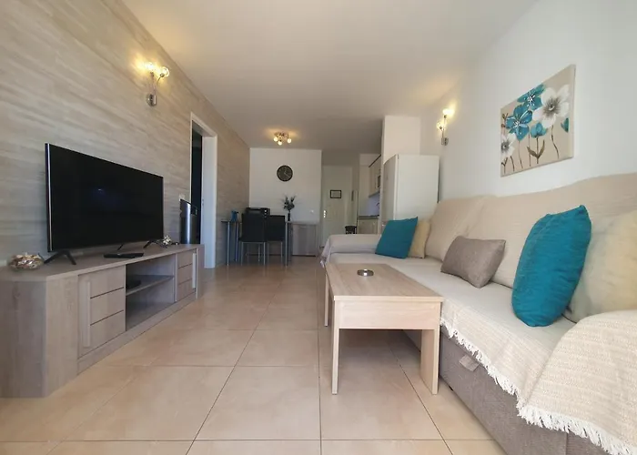 Atalaya Ground Floor Poolside Appartamento *