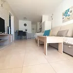 Atalaya Ground Floor Poolside Apartment *