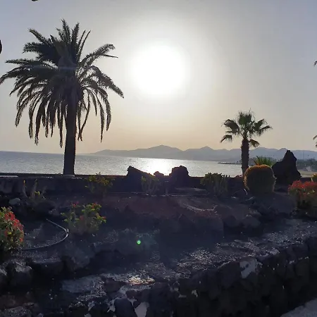 Atalaya Ground Floor Poolside Lejlighed Puerto del Carmen (Lanzarote)